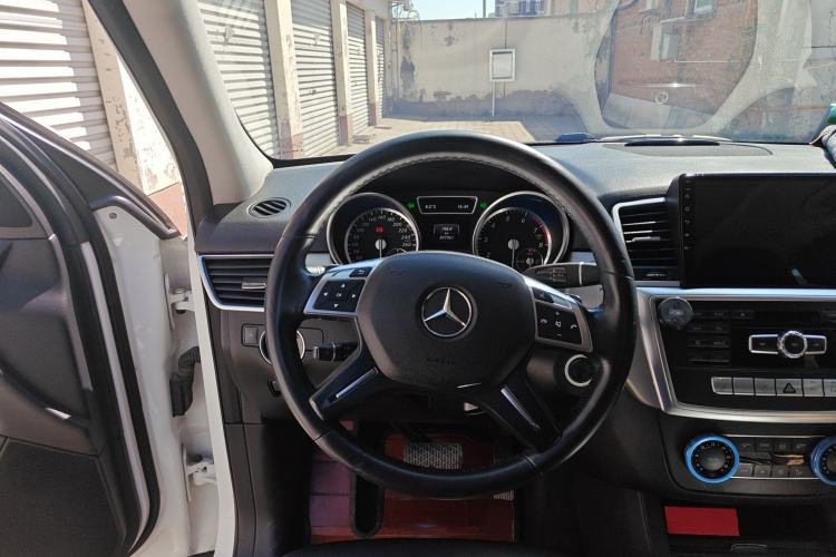 Used Mercedes-Benz M-Class 2014 ML 320 4MATIC