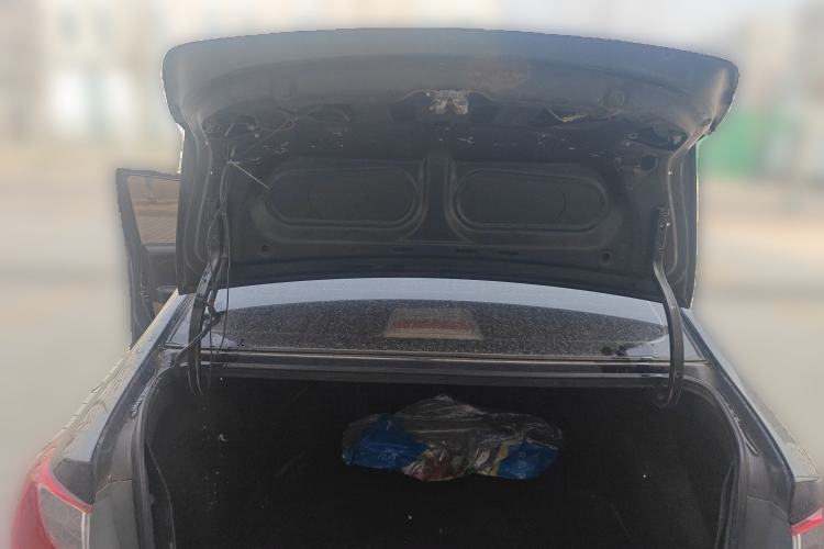 Used Hyundai Celesta 2011 1.6L Manual Comfort Edition
