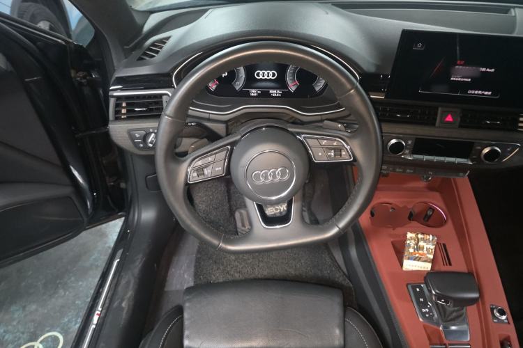 Used Audi A4L 2023 40 TFSI Luxury Dynamic Model