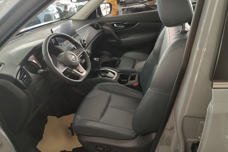 Used Nissan X-Trail 2025 Honor 2.0L Two-Wheel Drive Leading Edition