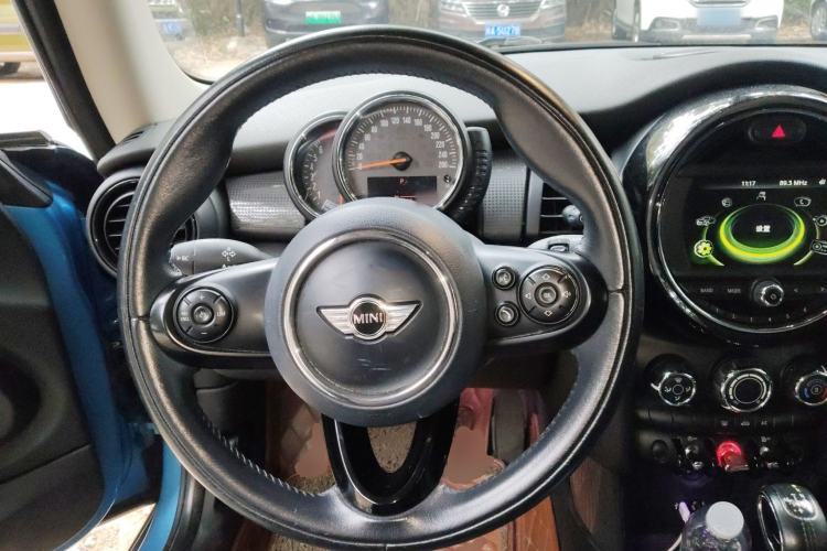 Used MINI 2014 1.5T COOPER Fun
