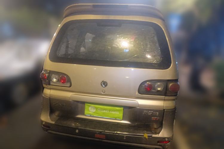 Used FORTHING Lingzhi 2013 M3 1.6L 7-Seater Luxury Model Rear