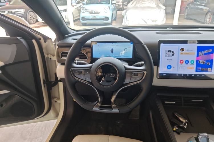 Used BYD Seal 06 New Energy 2024 DM-i 120KM Luxury Model Steering Wheel