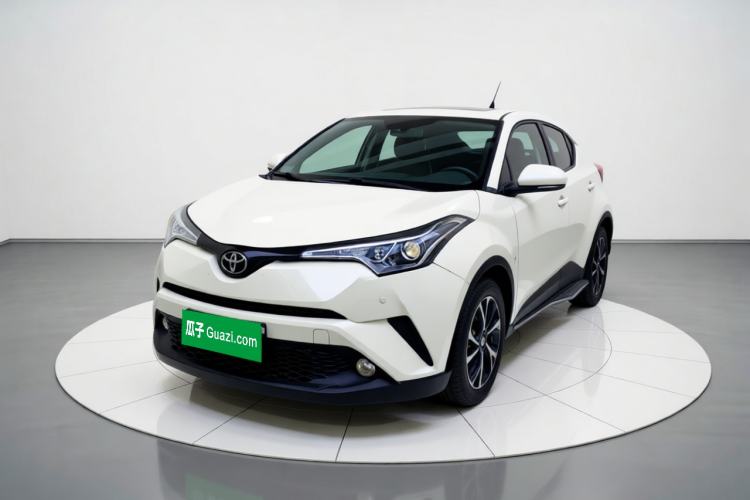 Used Toyota C-HR 2018 2.0L Leading with Sunroof China VI Standard