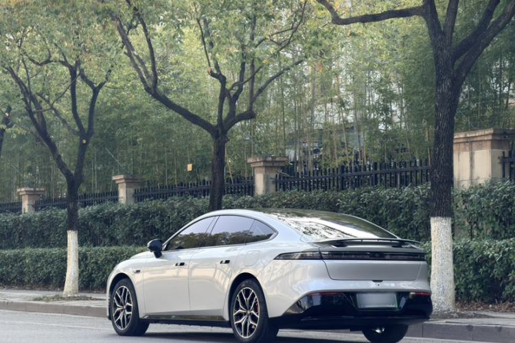 Used Dongfeng eπ eπ007 2025 Model Pure-Electric 565 All-Wheel-Drive Max Leading Edition
