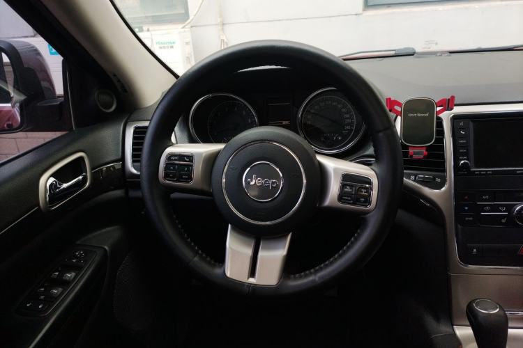 Used Jeep Grand Cherokee 2011 3.6L Comfort Edition