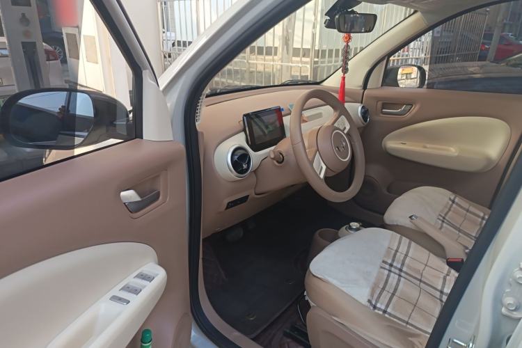 Used Wuling Hongguang MINIEV 2025 Four-Door Version Advanced Edition Driver Seat