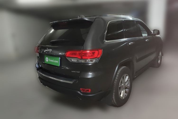 Used Jeep Grand Cherokee 2012 3.6L Luxury Navigation Edition
