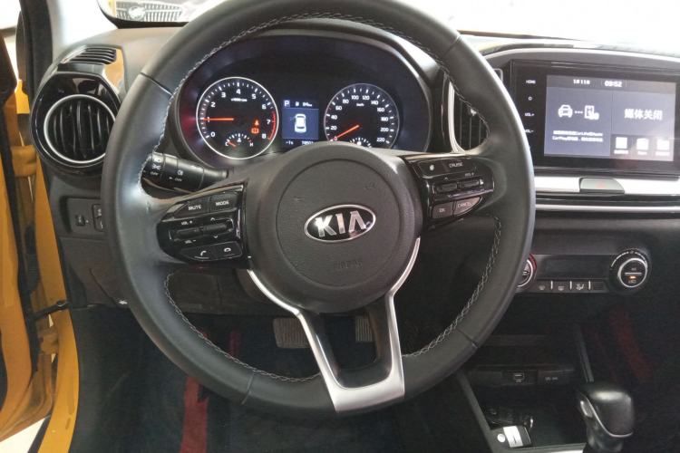 Used Kia kx1 Stonic 2019 1.4L Automatic Fun Edition China VI