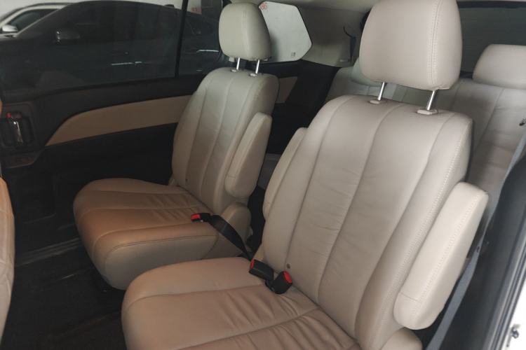 Used Mazda 8 2015 2.5L Flagship Edition Left Rear Seat