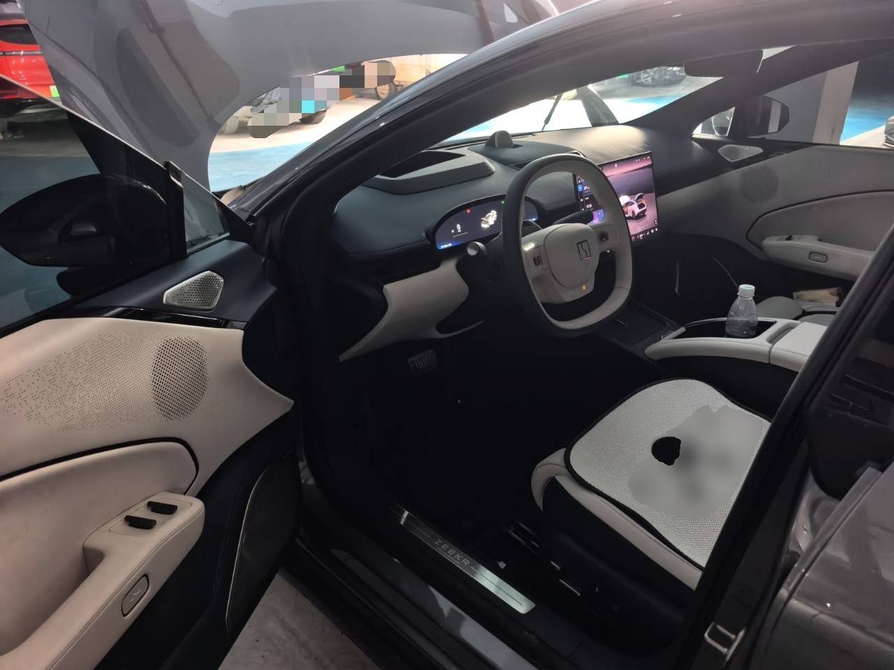 Zeekr 007 2024 Rear-Drive Intelligent Driving Version 75 kWh — снимка 16