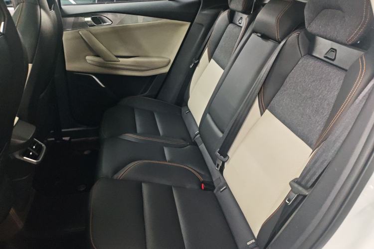 Used Lynk & Co 06 EM-P 2023 1.5T Remix PHEV Pro