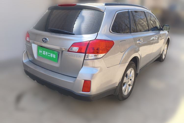 Used Subaru Outback 2011 2.5i Luxury Edition Rear Right 45 Deg