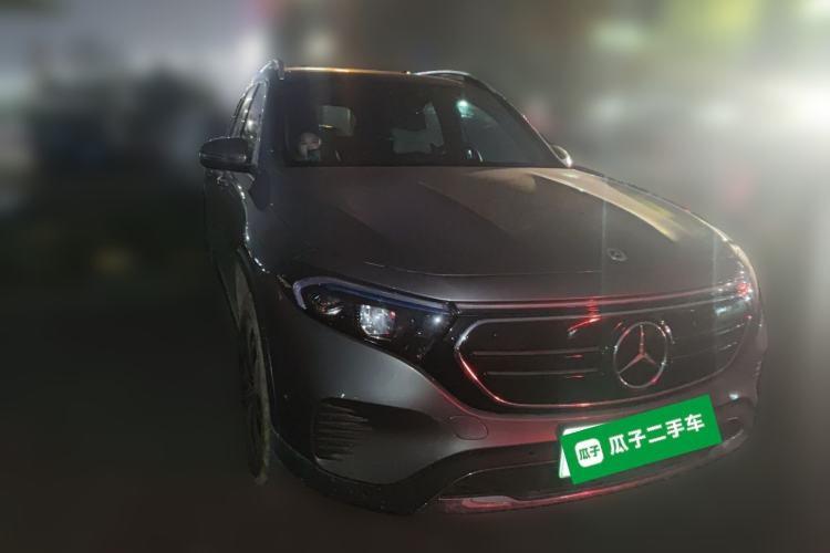 Used Mercedes-Benz EQB 2023 EQB 260 Front Right 45 Deg