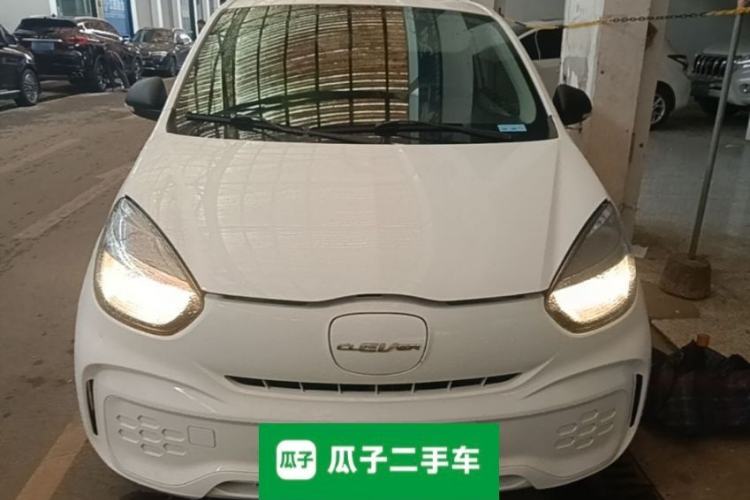 Used Roewe Clever 2021 302 km New Four-Seater Super-Efficient Version
