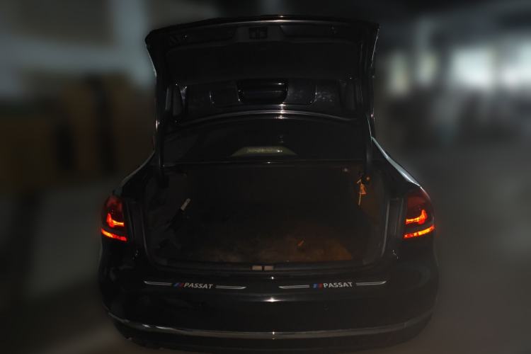 Used Volkswagen Passat 2013 1.8TSI DSG Prestige Edition Trunk