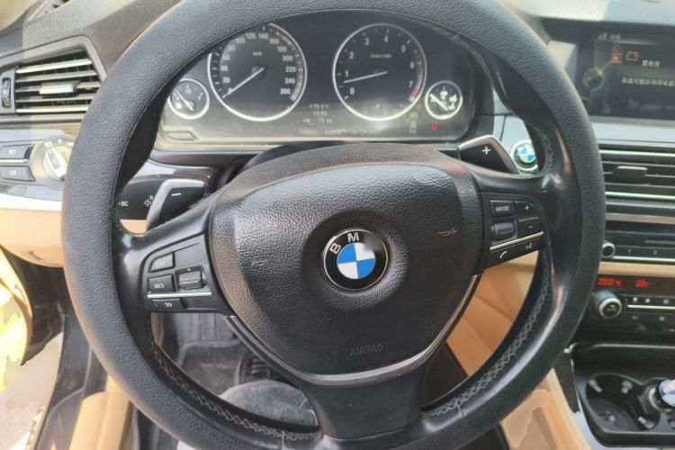 Used BMW 5 Series 2013 535Li Leading Model Steering Wheel