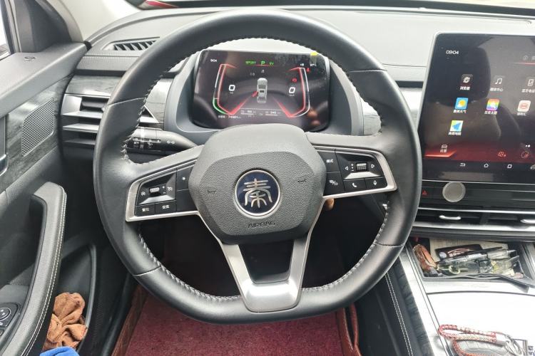 Used BYD Qin Pro New Energy 2018 DM 1.5TI Automatic Smart Connect Dynamic Model Steering Wheel