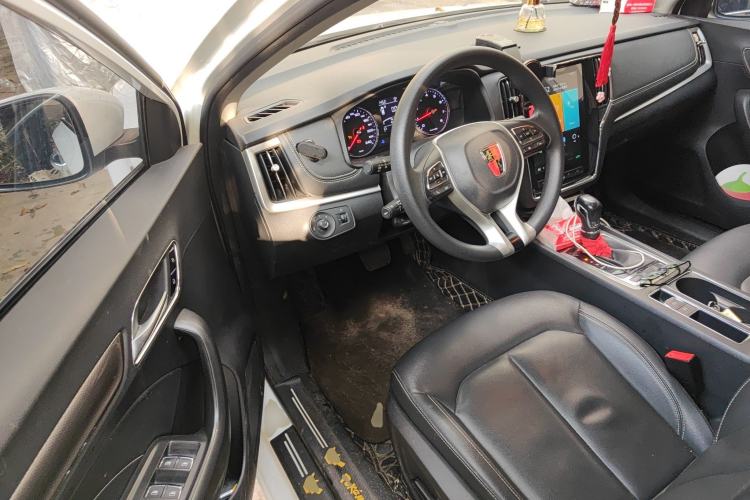 Used Roewe i6 2020 PLUS 1.6L CVT 4G Connected Glory Flagship Edition
