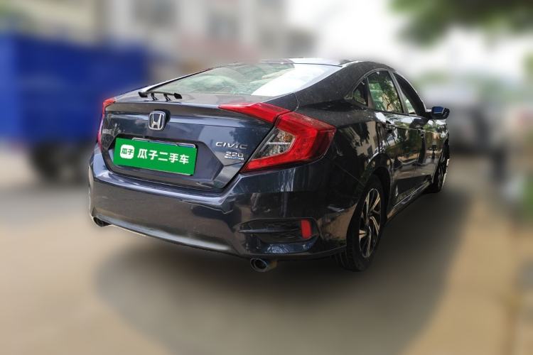 Used Honda Civic 2016 220TURBO CVT Luxury Edition
