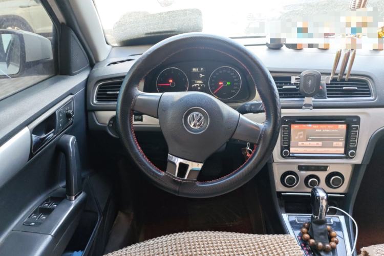 Used Volkswagen Gran Lavida 2013 1.6L Automatic Comfort Model