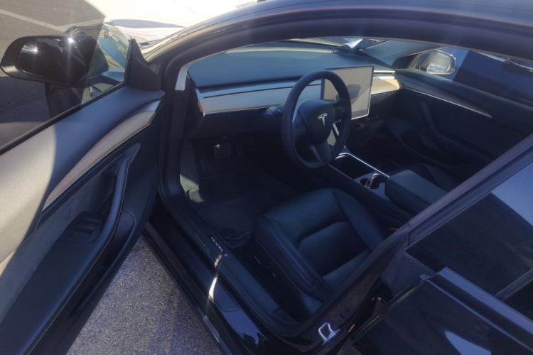 Used Tesla Model 3 2022 Rear-Wheel-Drive Version