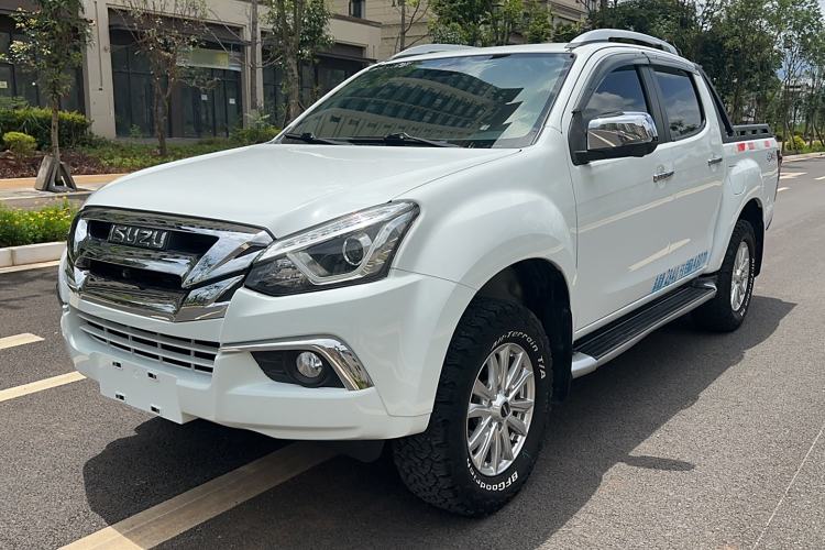 Used Isuzu D-MAX 2020 1.9T 4x4 Automatic Luxury Edition China VI Standard RZ4E Hi-Power