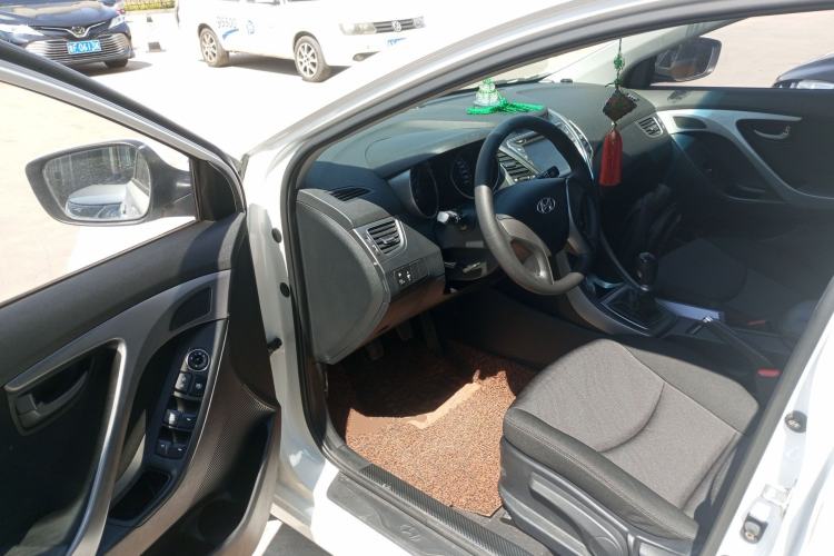 Used Hyundai Elantra (5th Generation / Langdong) 2015 1.6L Manual Fashion Edition Driver Seat