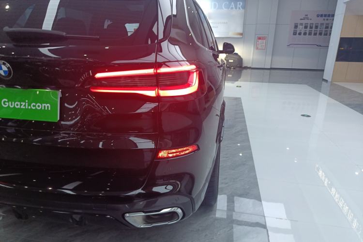 Used BMW X5 2022 Restyled xDrive 40Li Luxury Edition M Sport Package