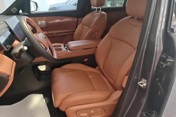 Used GAC Trumpchi Xiangwang S7 2025 205 km Max LiDAR Version Left Front Seat