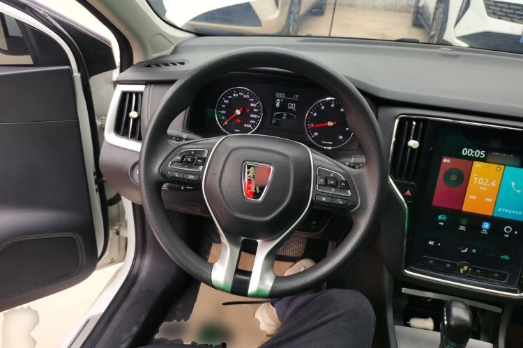 Used Roewe i6 2020 PLUS 1.6L CVT 4G Connected Glory Flagship Edition Steering Wheel