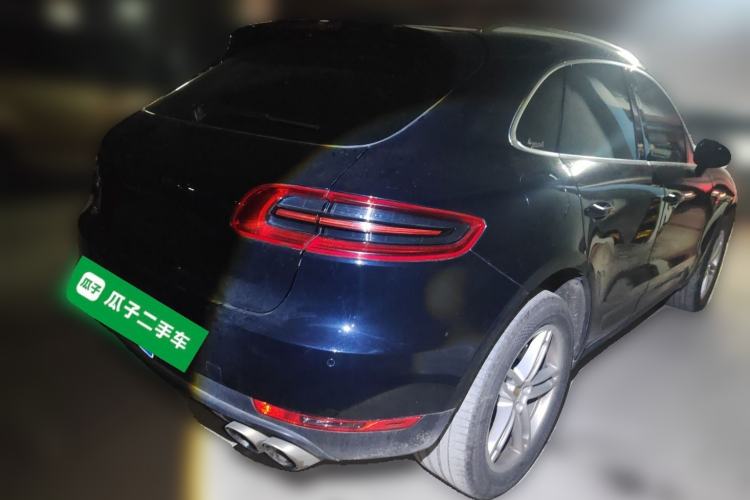Used Porsche Macan 2014 Macan S 3.0T Rear Right 45 Deg