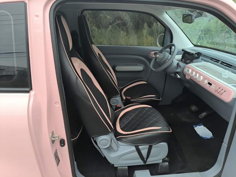 Used Bestune Pony 2025 222km Lightning Horse — 24