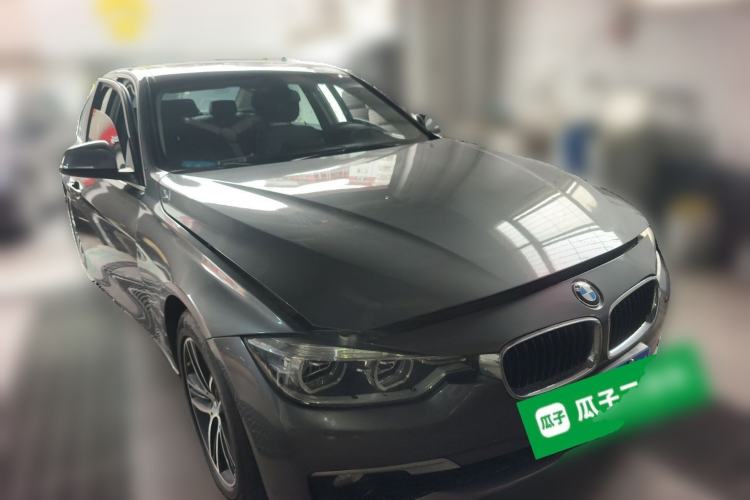 Used BMW 3 Series 2017 320Li Fashion Model Front Right 45 Deg