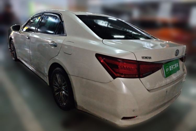 Used Toyota Crown 2017 2.0T Sport Edition
