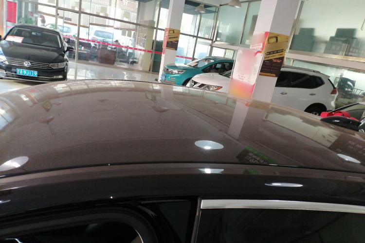 Used Hongqi E-QM5 2022 431 km Charge & Enjoy Edition