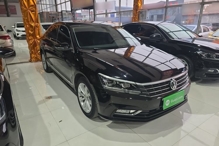Used Volkswagen Passat 2017 330TSI DSG Luxury Edition

