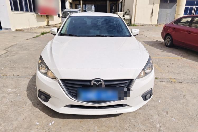 Used Mazda 3 Axela 2016 Sedan 1.5L Automatic Comfort Model