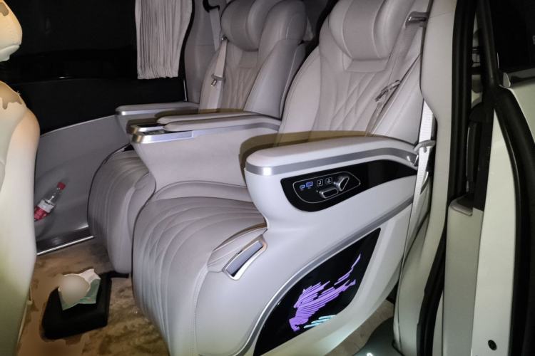 Used Buick GL8 2022 Land Business Class 652T Luxury Model
