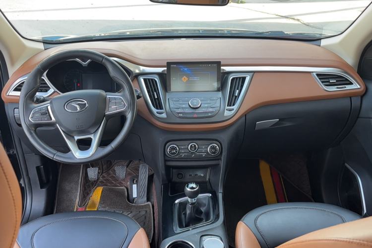 Used Soueast DX7 2015 1.5T Manual Luxury Model
