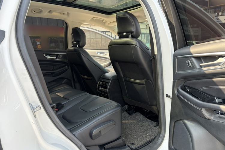 Used Ford Edge 2016 EcoBoost 245 Four-Wheel Drive Titanium 7-Seater