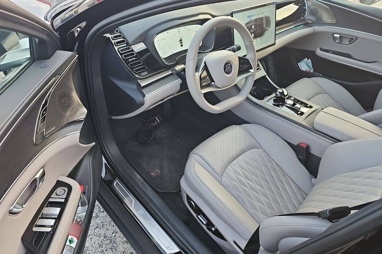 Used BYD Han 2025 DM-i Intelligent Driving Edition 125KM LiDAR Flagship Model