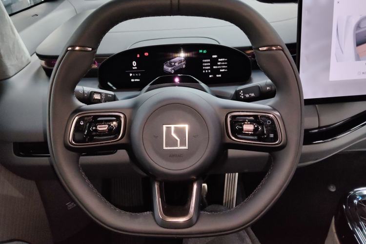 Used Zeekr MIX 2025 Intelligent Driving Version
