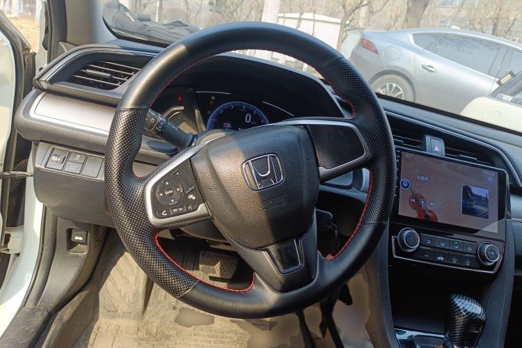 Used Honda Civic 2016 180TURBO CVT Comfort Version
