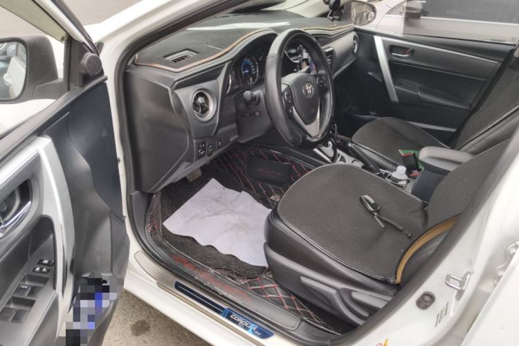 Used Toyota Corolla 2017 Revised Dual-Engine 1.8L E-CVT Leading Edition
