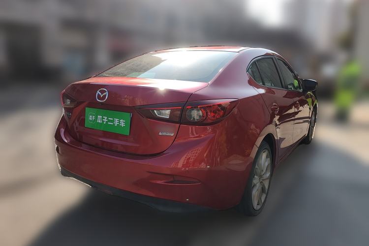 Used Mazda 3 Axela 2014 Sedan 2.0L Automatic Flagship Model