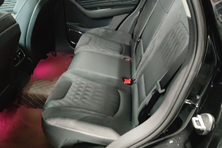 Used Hongqi HS5 2022 Facelifted Version 2.0T Smart Connect Flagship All-Wheel-Drive Edition