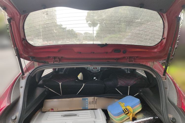 Used Hyundai Verna Ray 2014 1.4L Manual GLX Trunk