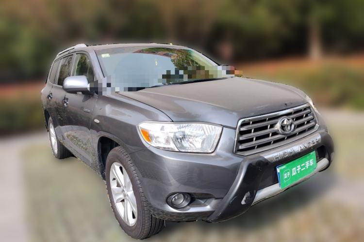 Used Toyota Highlander 2009 2.7L Two-Wheel Drive 7-Seater Supreme Edition Front Right 45 Deg