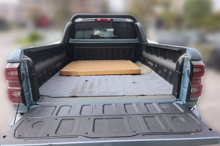 Used Great Wall King Kong Poer 2024 2.0T Automatic 8AT Gasoline Two-Wheel-Drive Navigation Edition Flatbed